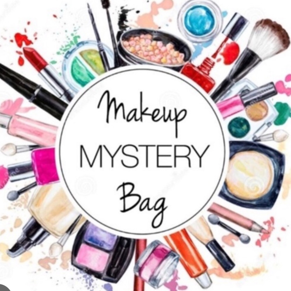 Makeup mystery box!$200 value! A mix of luxury & drugstore makeup!All brand new!
